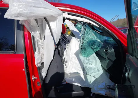 2022 Toyota Tacoma Trd Off Road из США, поврежденный, VIN 3TMCZ5ANXNM455422